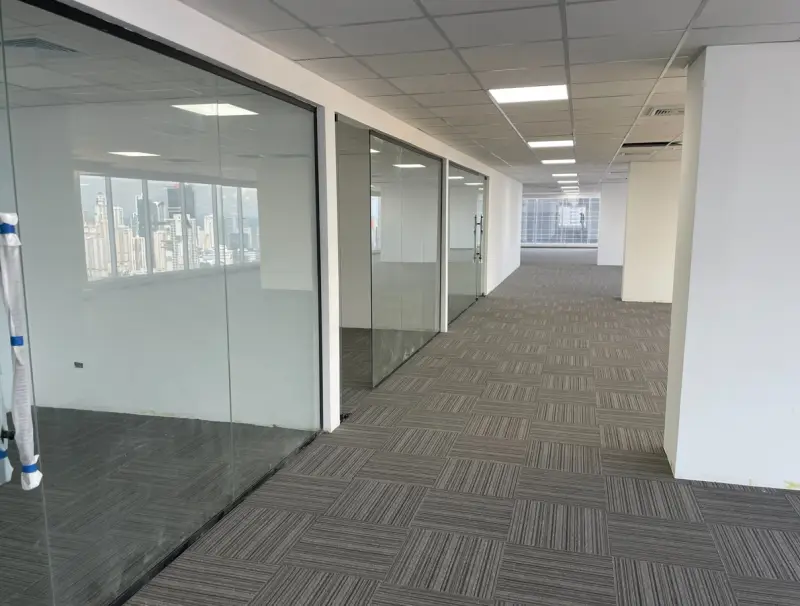 ALQUILER DE OFICINAS EN ÁREA BANCARIA