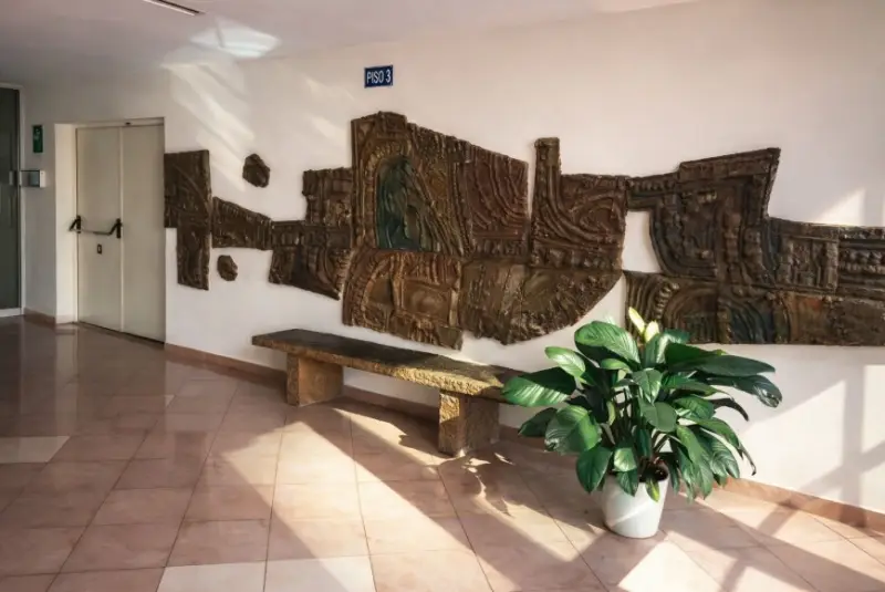 ALQUILER DE OFICINAS EN VÍA ESPAÑA Y CALLE ELVIRA MÉNDEZ