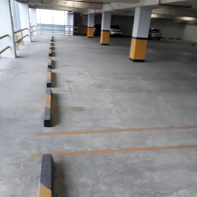 VENTA O ALQUILER DE OFICINA - PISO COMPLETO EN COSTA DEL ESTE