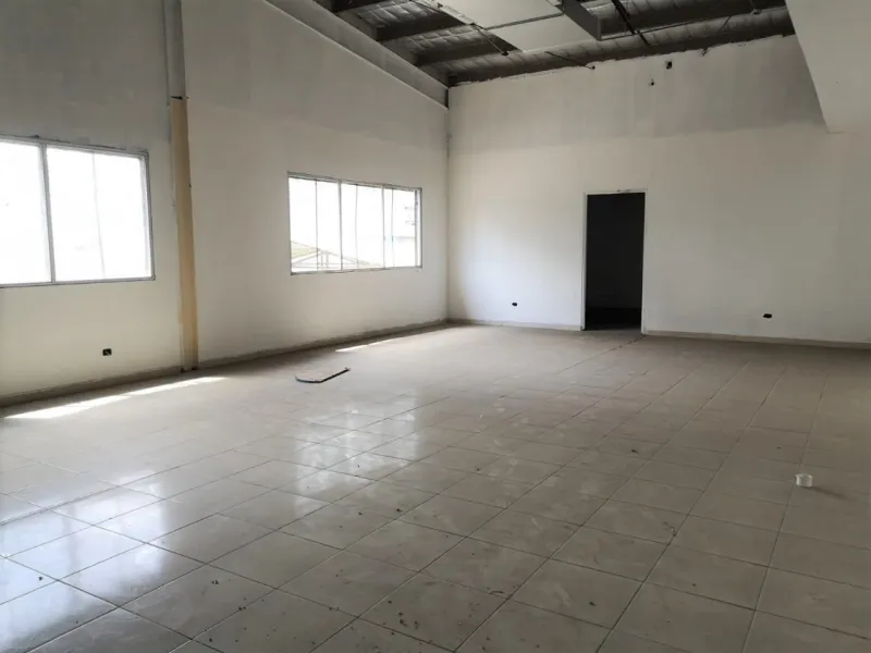 ALQUILER DE GALERA EN COSTA DEL ESTE