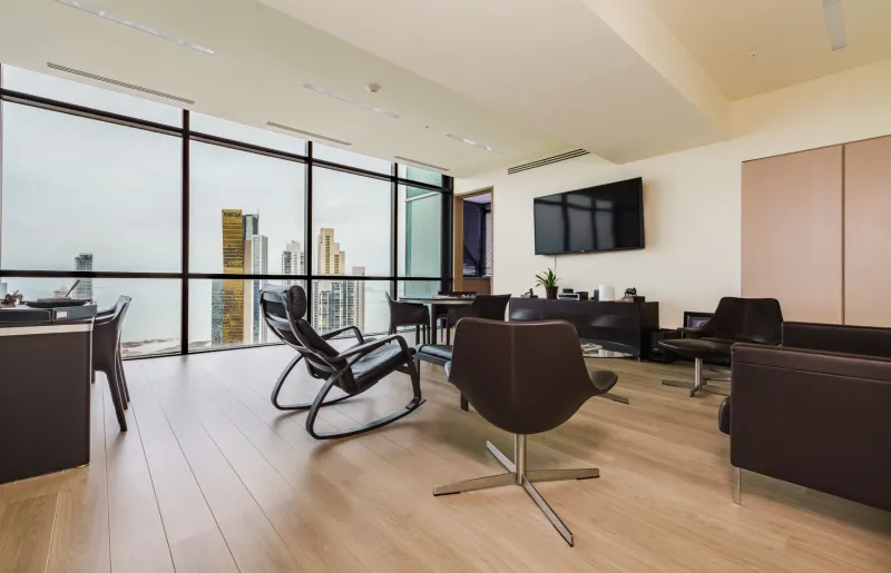 OFFICE FOR SALE ON CALLE 50