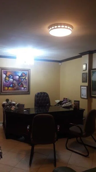 VENTA DE OFICINA EN CALLE 50