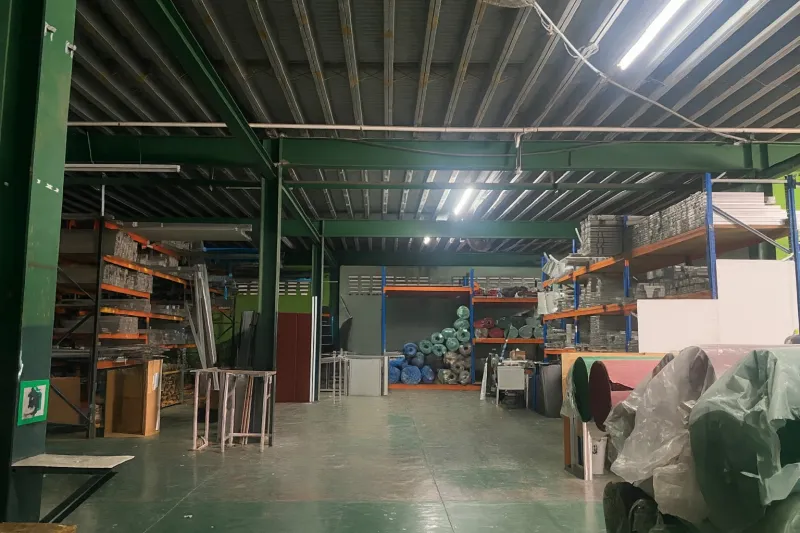 VENTA DE LOCAL COMERCIAL CON GALERA EN COSTA DEL ESTE