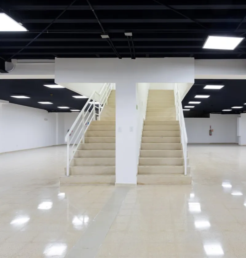 PREMISES FOR RENT IN CHANIS