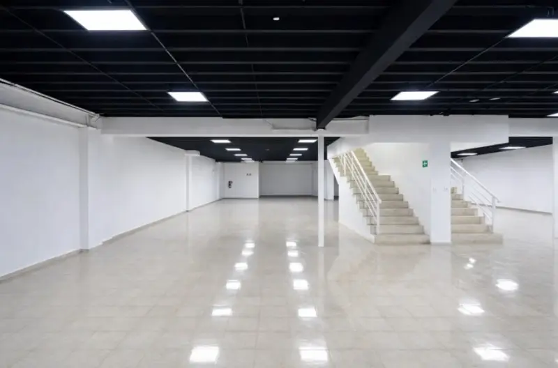 VENTA Y ALQUILER DE LOCALES EN CHANIS