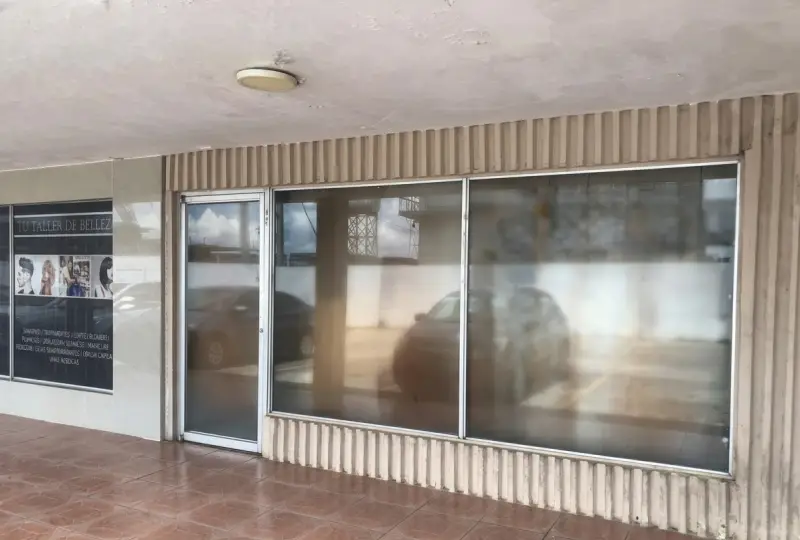 VENTA DE LOCAL EN PLAZA COMERCIAL EN VÍA TOCUMEN