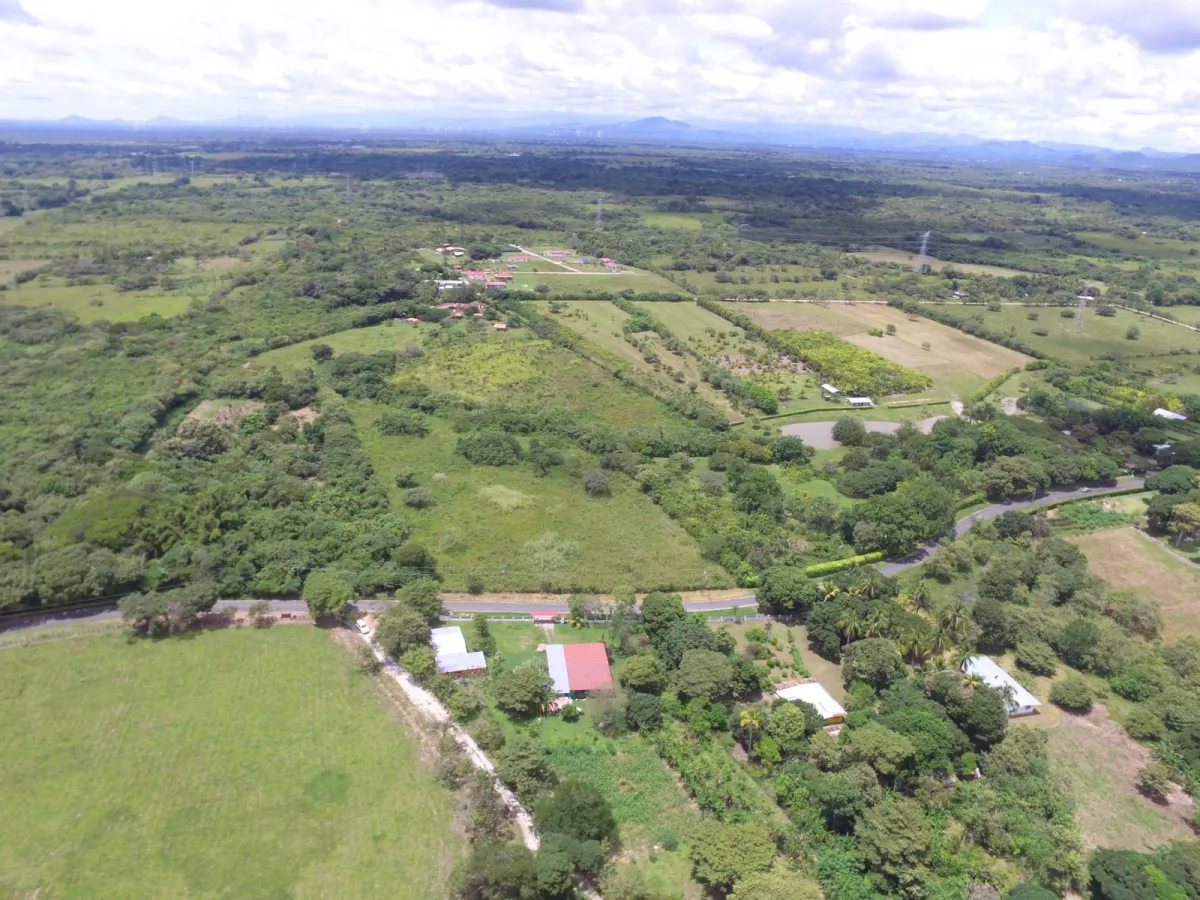 LAND FOR SALE FOR DEVELOPMENT IN ANTÓN