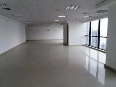 ALQUILER DE OFICINA EN CALLE 50