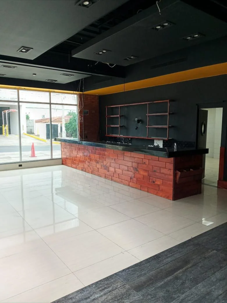 ALQUILER DE LOCAL COMERCIAL EN SAN FRANCISCO