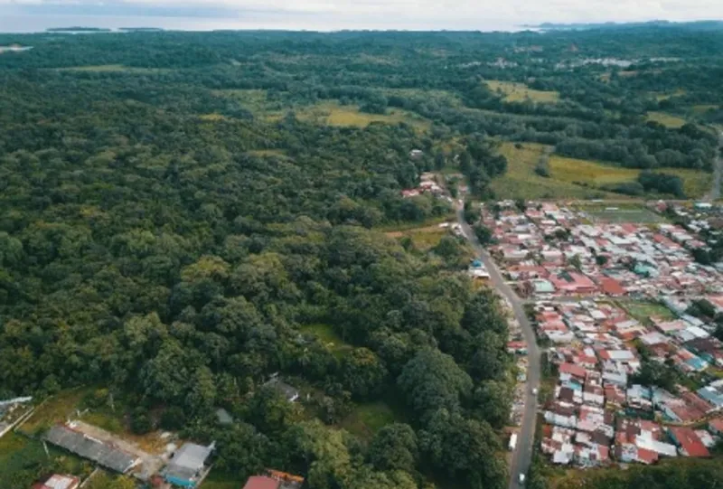 VENTA DE TERRENO EN COLÓN