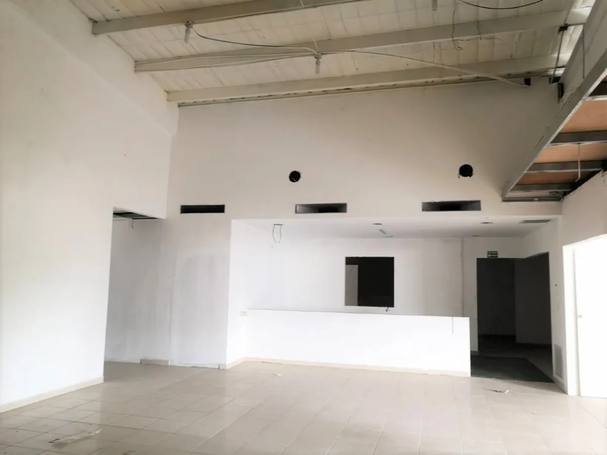 ALQUILER DE GALERA EN COSTA DEL ESTE