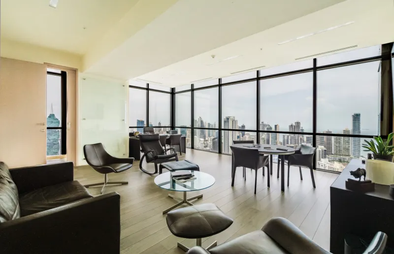 OFFICE FOR SALE ON CALLE 50