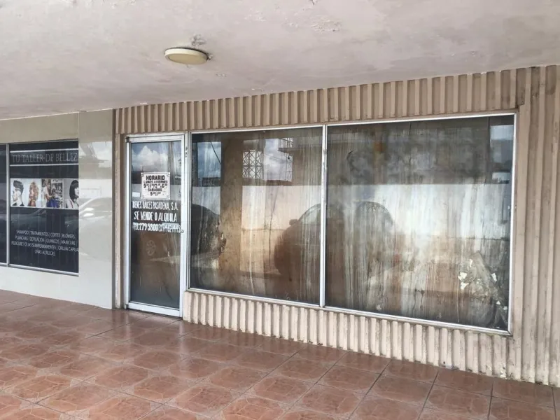 VENTA DE LOCAL EN PLAZA COMERCIAL EN VÍA TOCUMEN