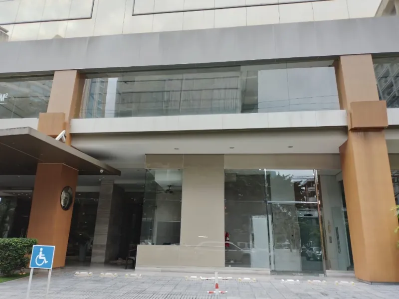 PROPIEDAD COMERCIAL EN MARBELLA