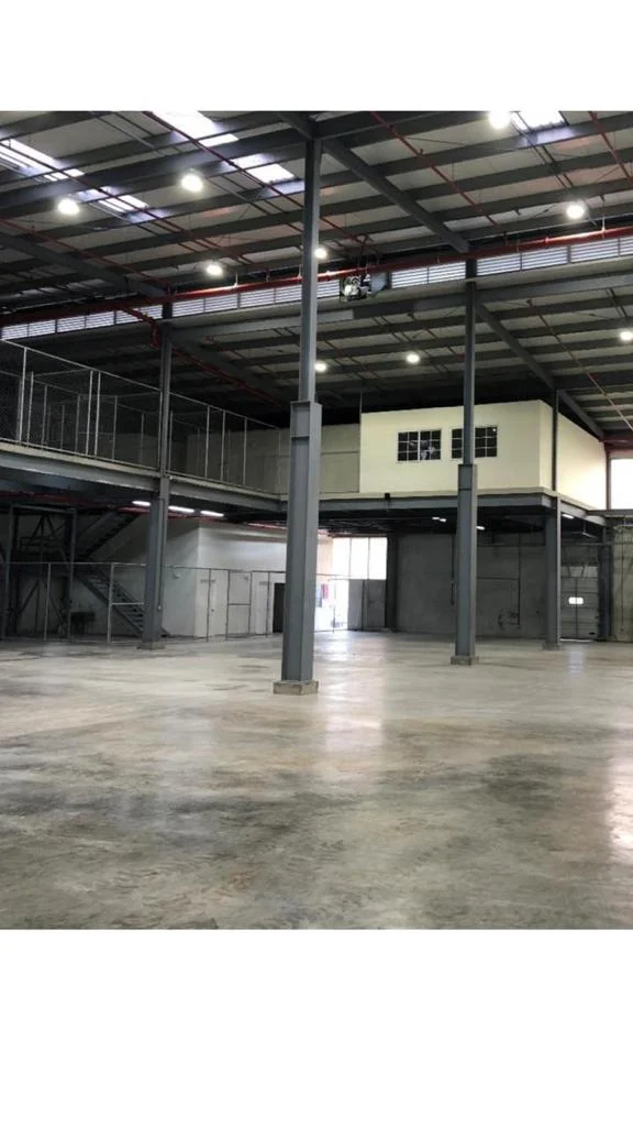 VENTA O ALQUILER DE GALERA EN PARQUE INDUSTRIAL EN JUAN DÍAZ